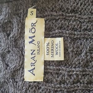 NWOT Aran Mor Sz. Small Sweater 100% wool
